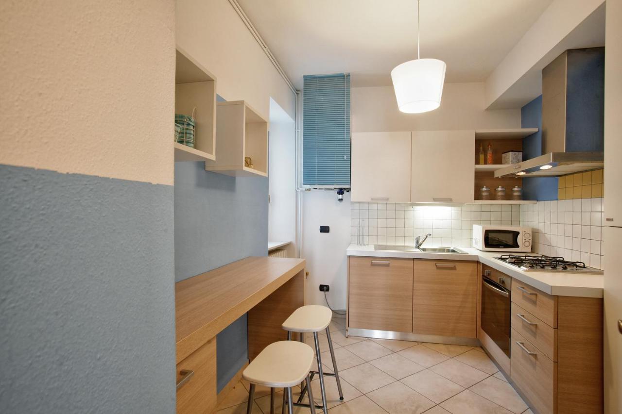 Cozy Lake Como Apartments Valmadrera Buitenkant foto